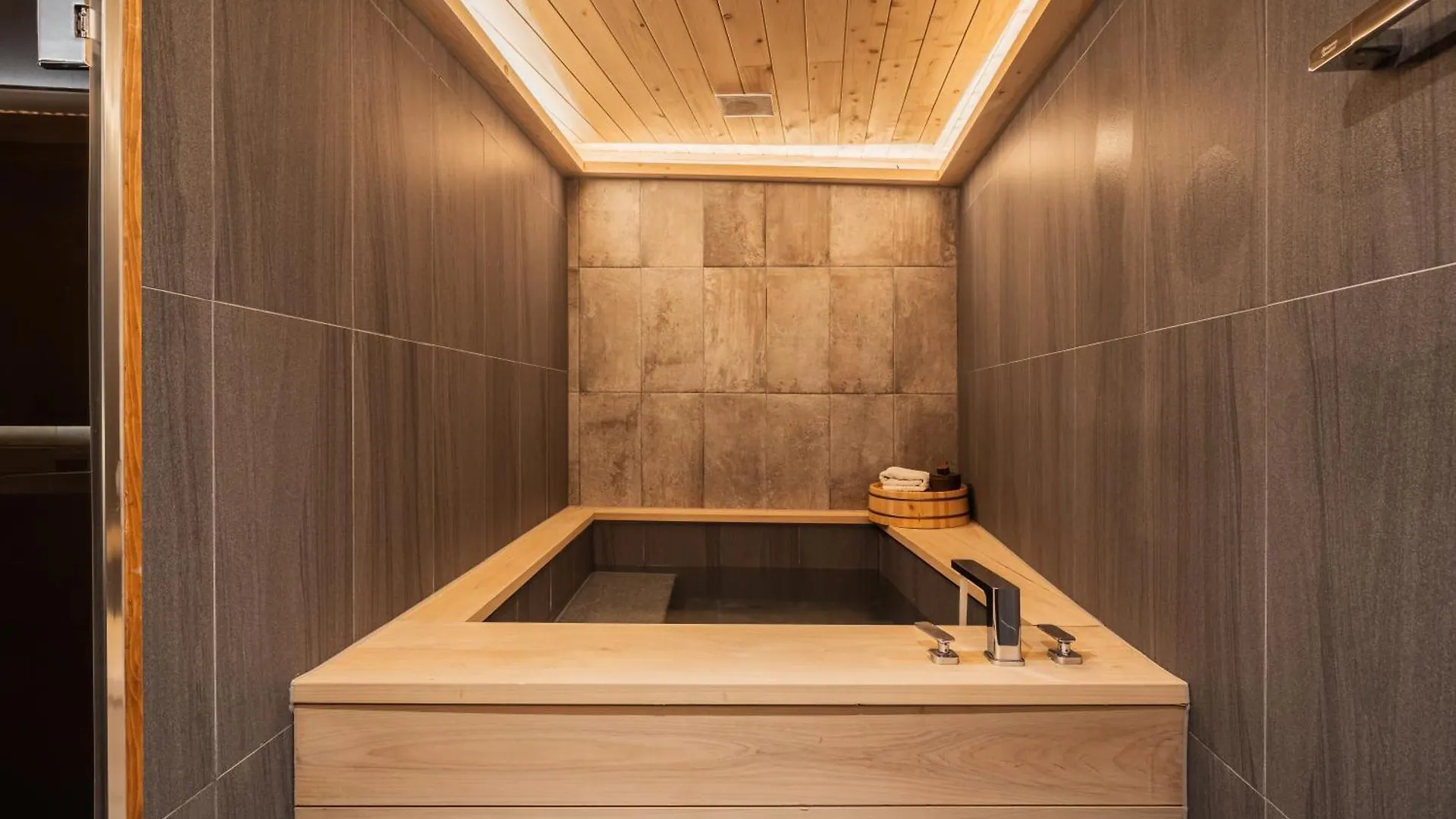 Whispering Garden Villa Seoul